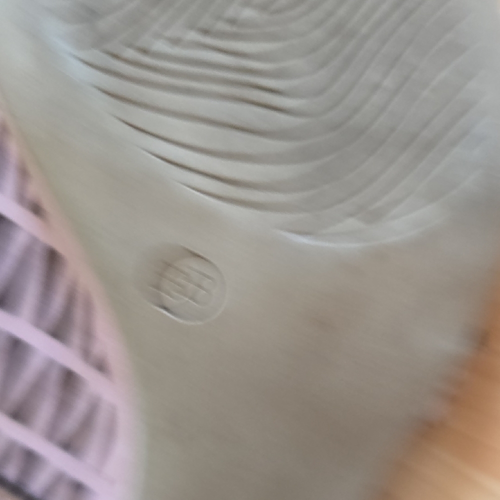 Bueno Mauve Cutout Sandals - Picture 5 of 6